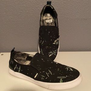 TOMS Black Star Wars Millennium Falcon Size 7.5